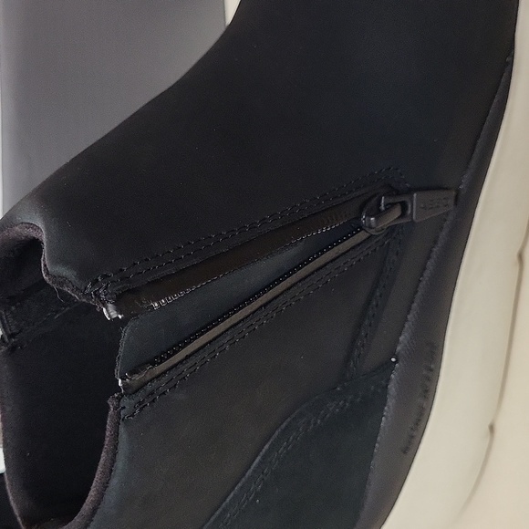 ABEO MXV Shift Zip new black suede and leather, size 7, bootie. - Picture 5 of 6